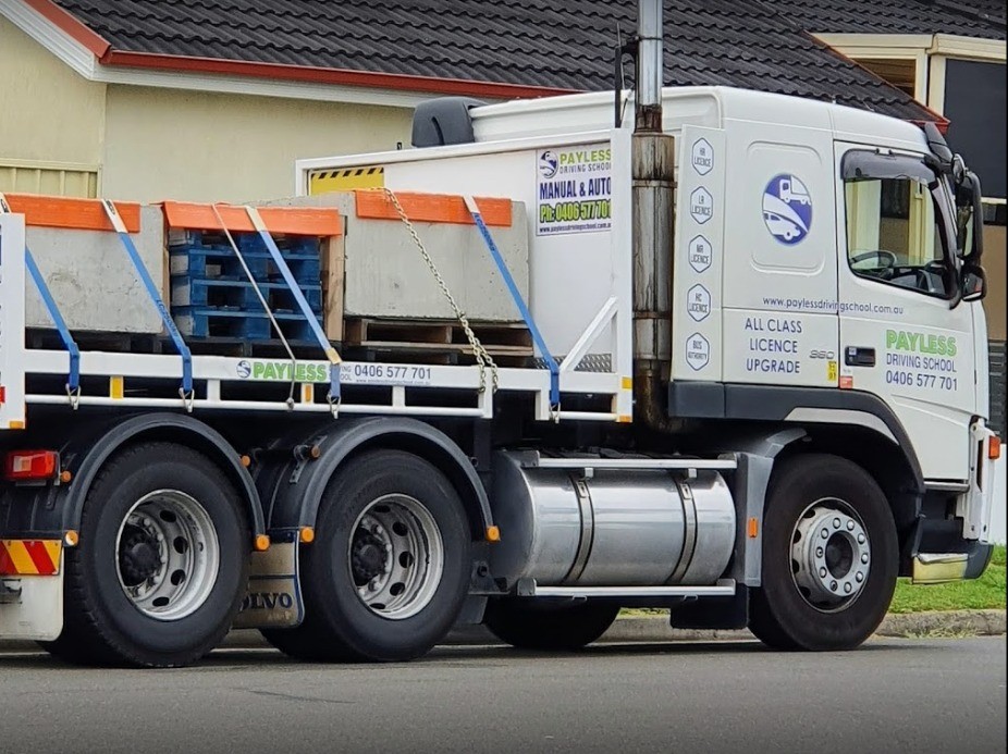 payless truck driving school